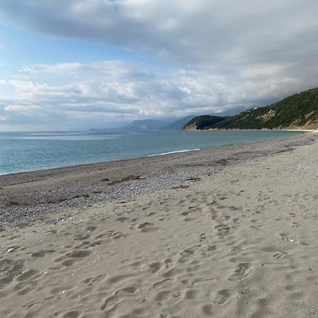 Sarandë Rosemary House旅馆 外观 照片